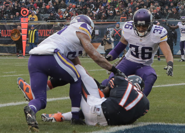111714-spt-BEARS_VIKINGS